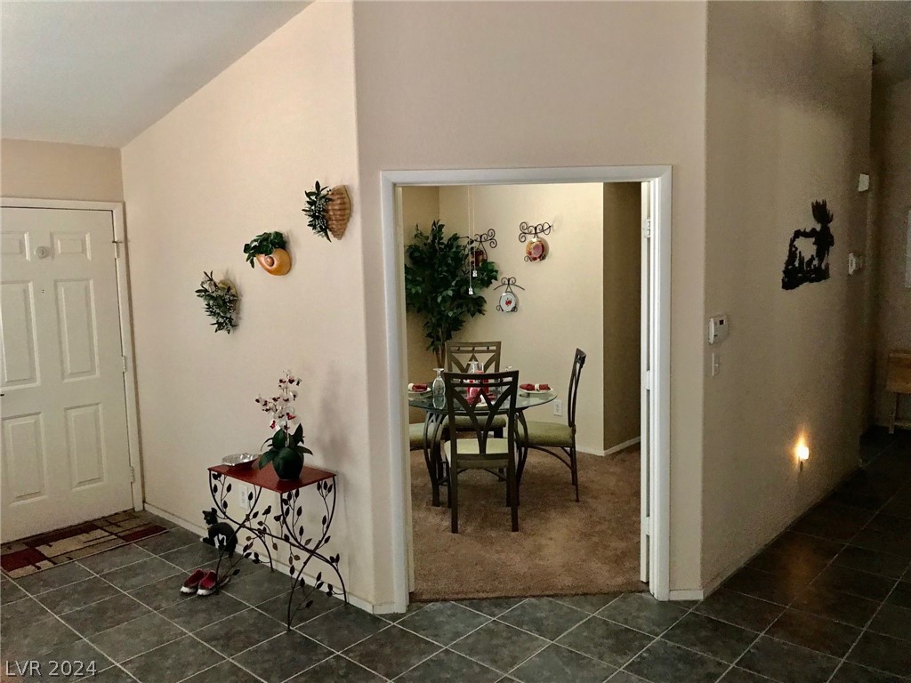 813 Mesa Pine Court