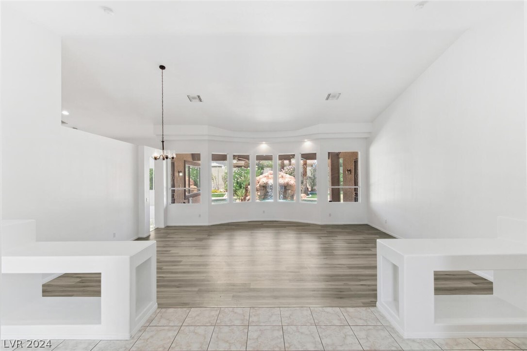 9636 Phoenician Avenue