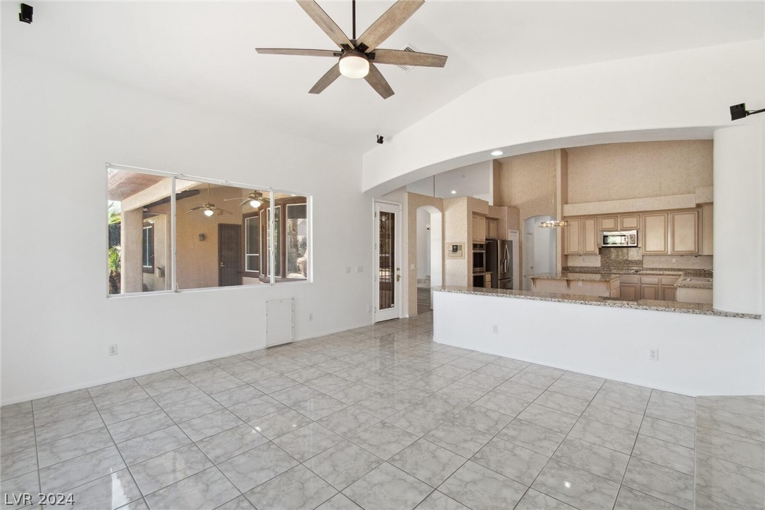 9636 Phoenician Avenue