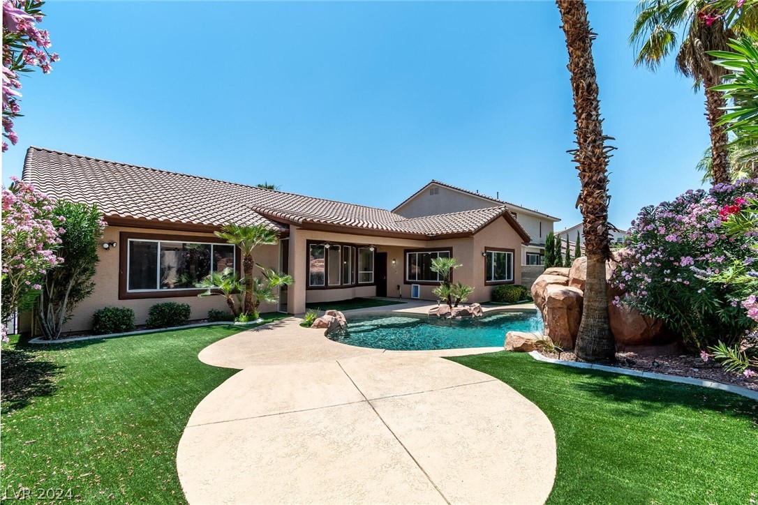 9636 Phoenician Avenue