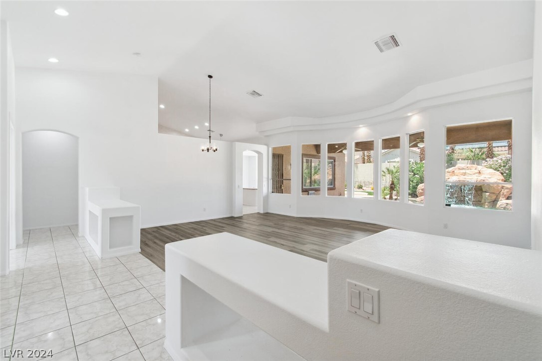 9636 Phoenician Avenue