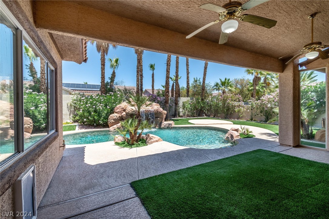 9636 Phoenician Avenue