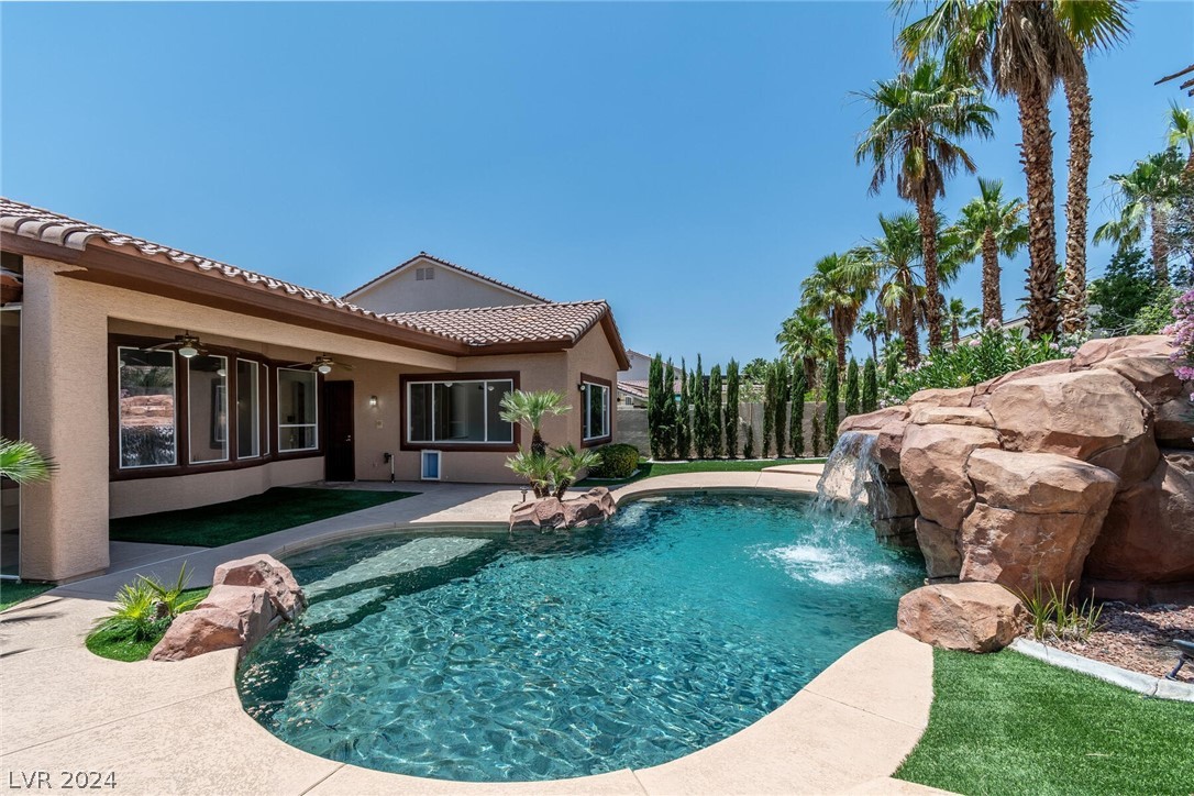 9636 Phoenician Avenue