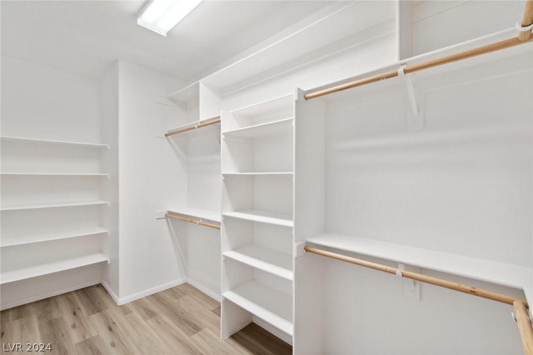 9636 Phoenician Avenue