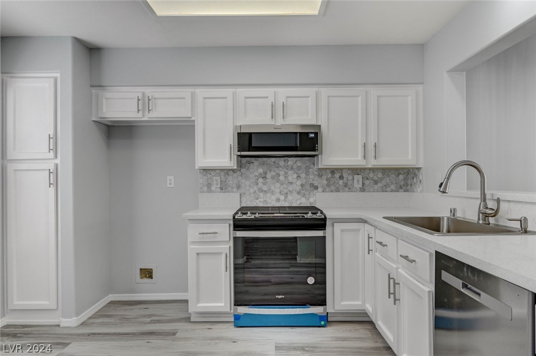 2917 Laverton Drive 0