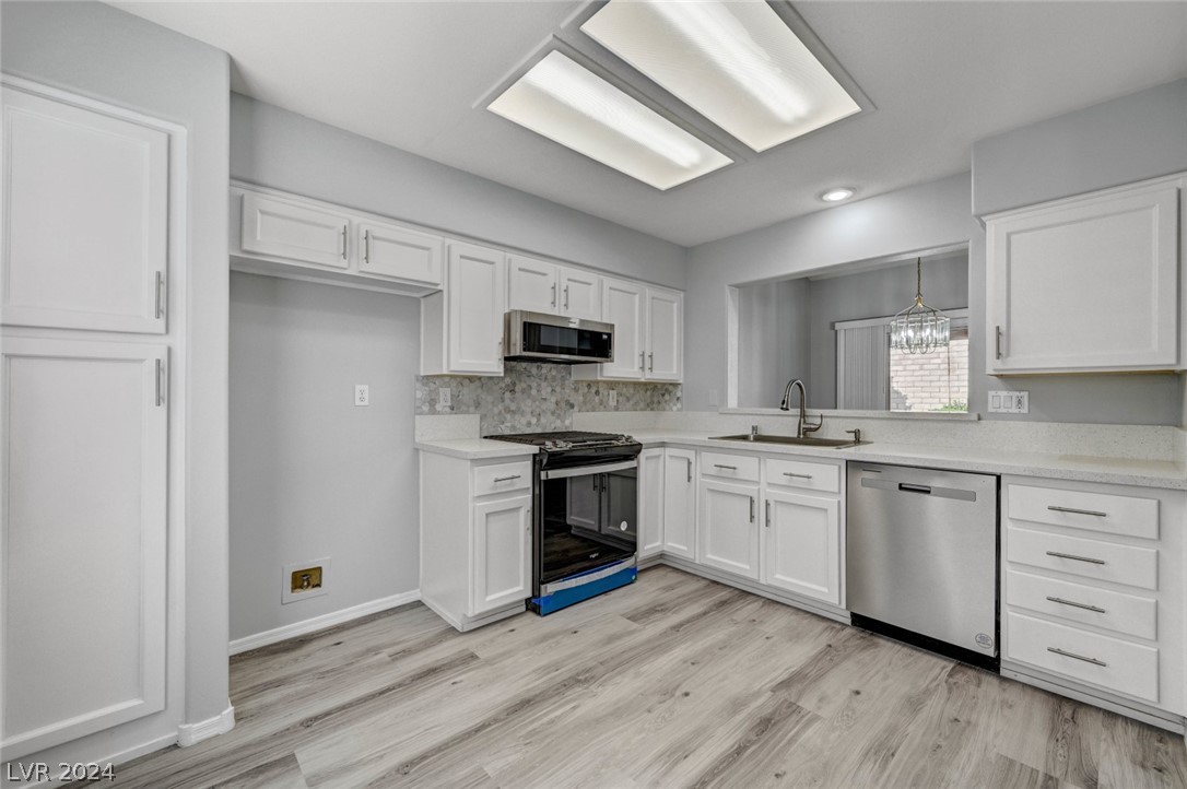 2917 Laverton Drive 0