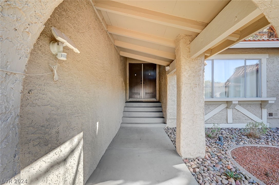 5891 Arandas Court