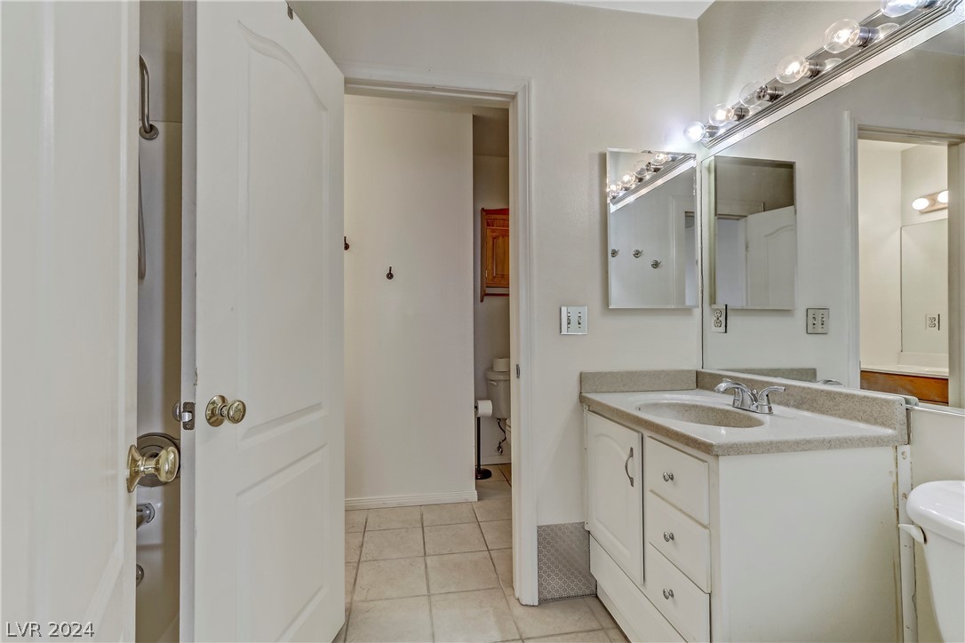 4041 Great Plains Way 0
