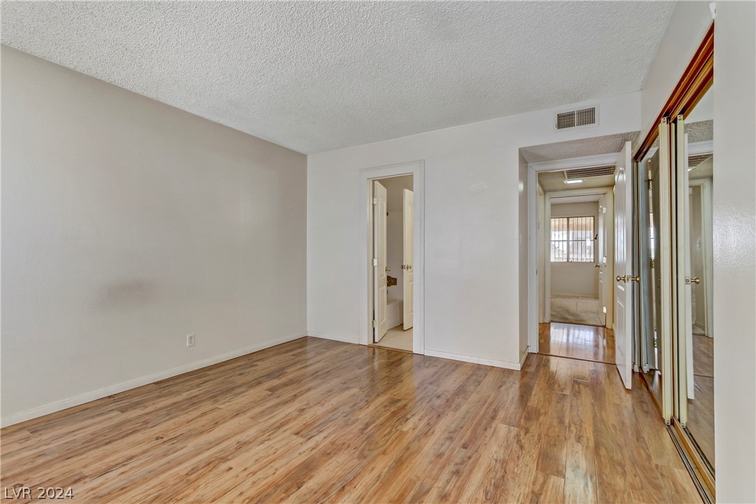 4041 Great Plains Way 0