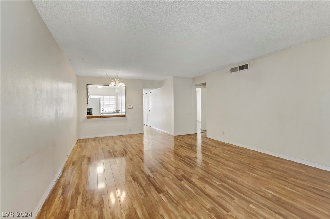 4041 Great Plains Way 0