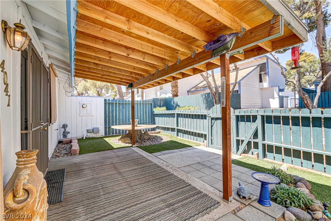 4041 Great Plains Way 0