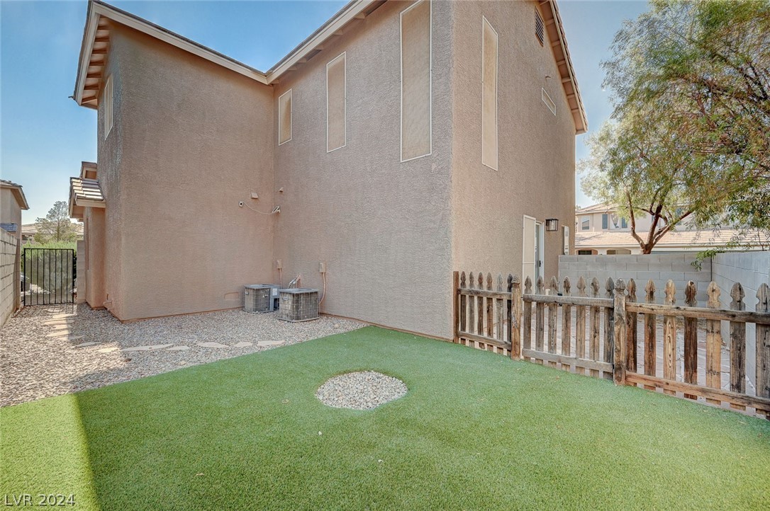 10220 Missouri Meadows Street