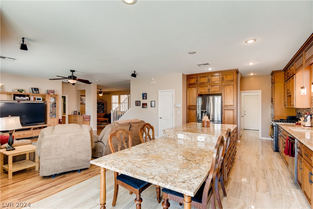 5909 Wildhorse Ledge Avenue