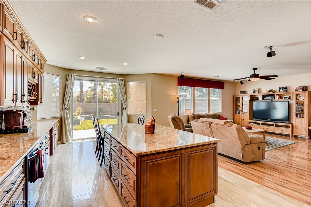 5909 Wildhorse Ledge Avenue