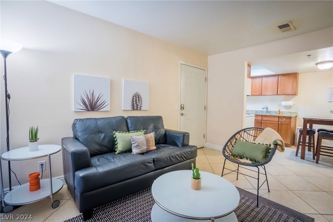 4200 South Valley View Boulevard 1056