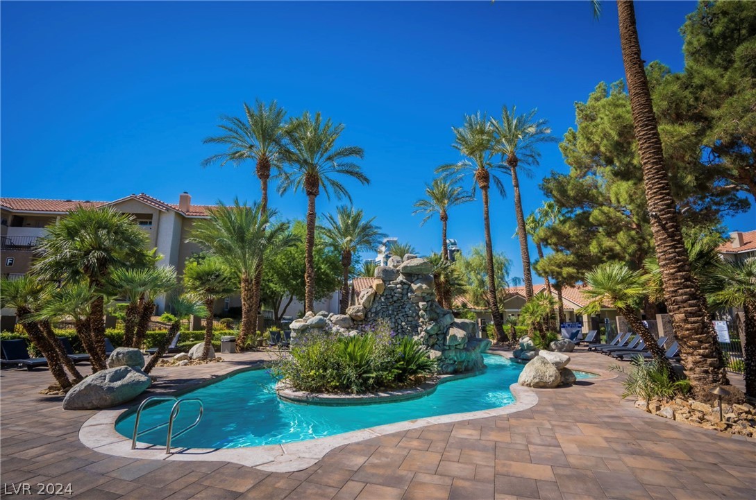 4200 South Valley View Boulevard 1056
