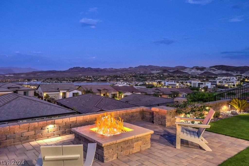 40 Stone Yucca Court