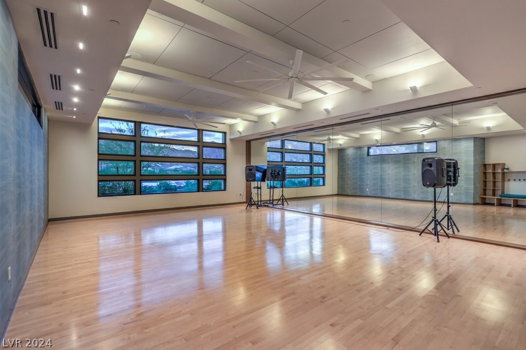 40 Stone Yucca Court