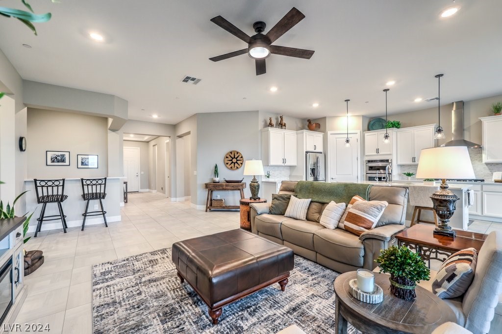 40 Stone Yucca Court