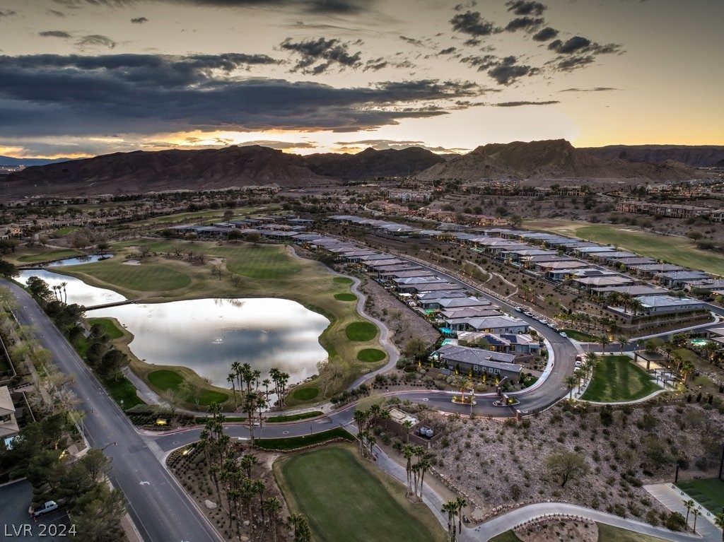 40 Stone Yucca Court