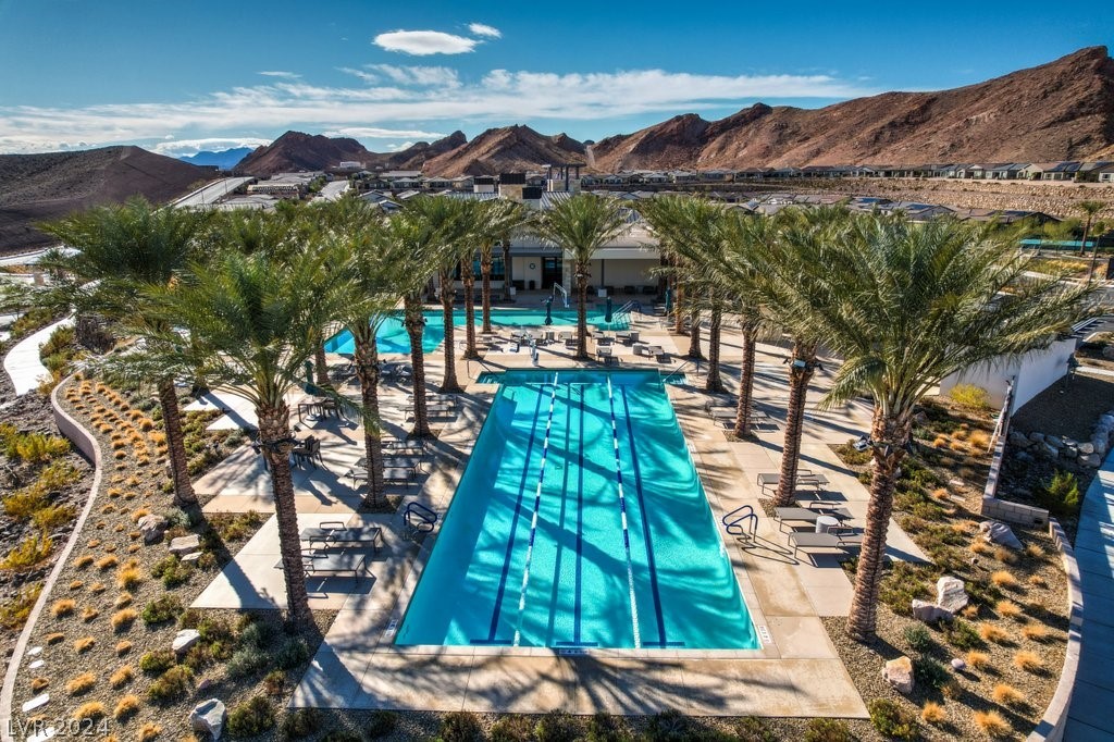 40 Stone Yucca Court