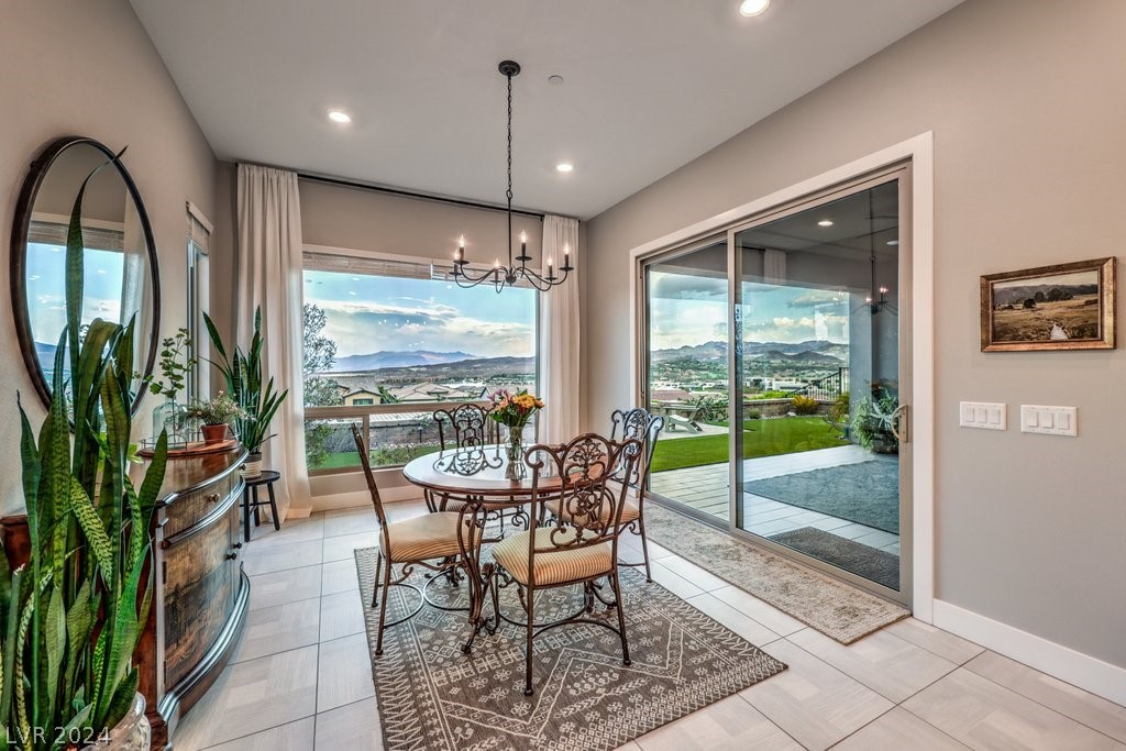 40 Stone Yucca Court