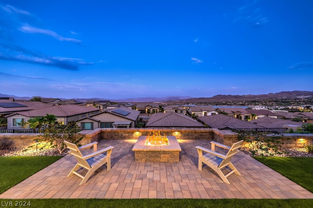 40 Stone Yucca Court