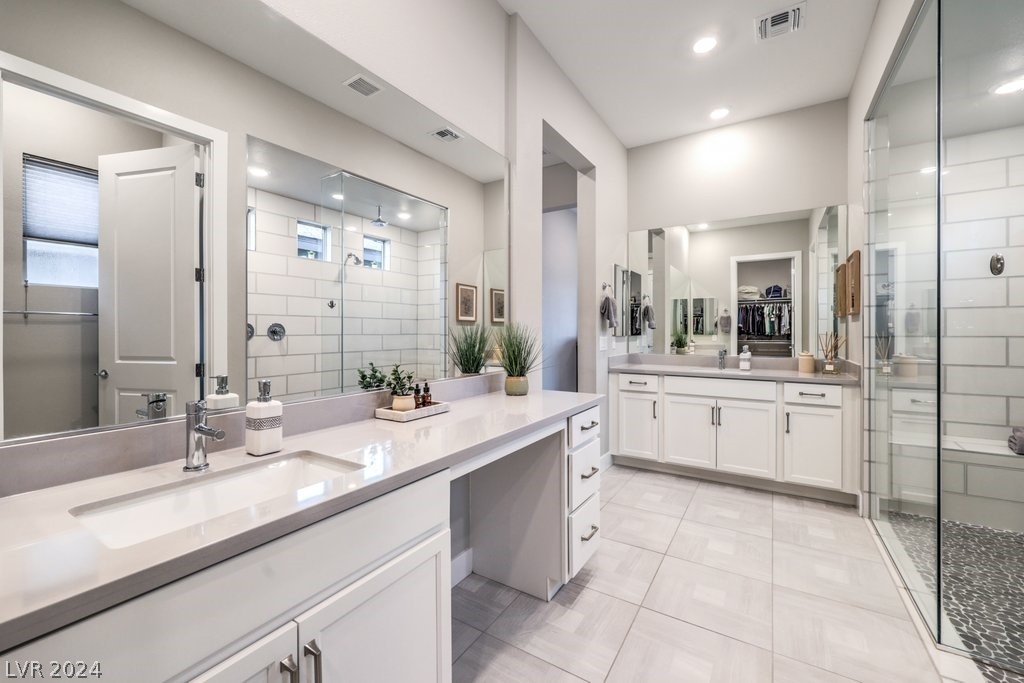 40 Stone Yucca Court