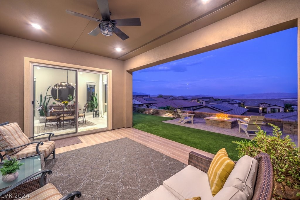 40 Stone Yucca Court