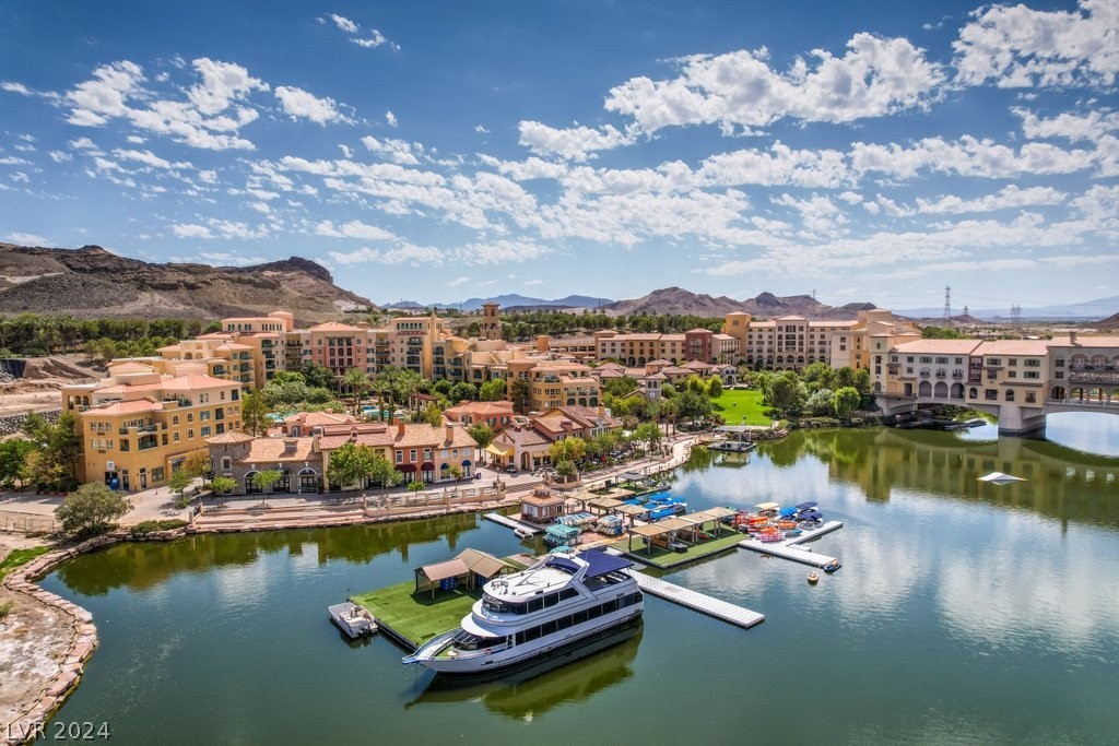 40 Stone Yucca Court