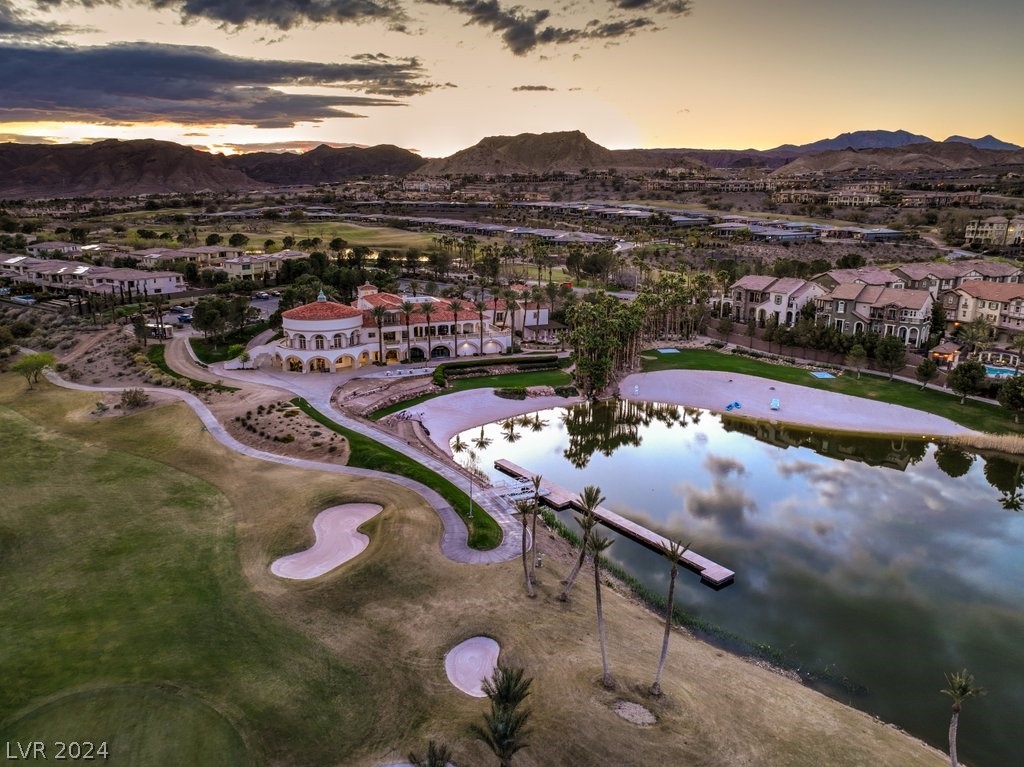 40 Stone Yucca Court