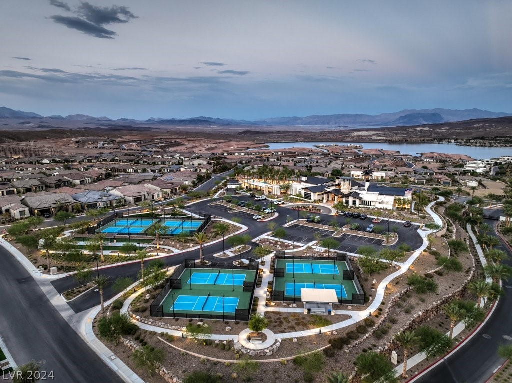 40 Stone Yucca Court