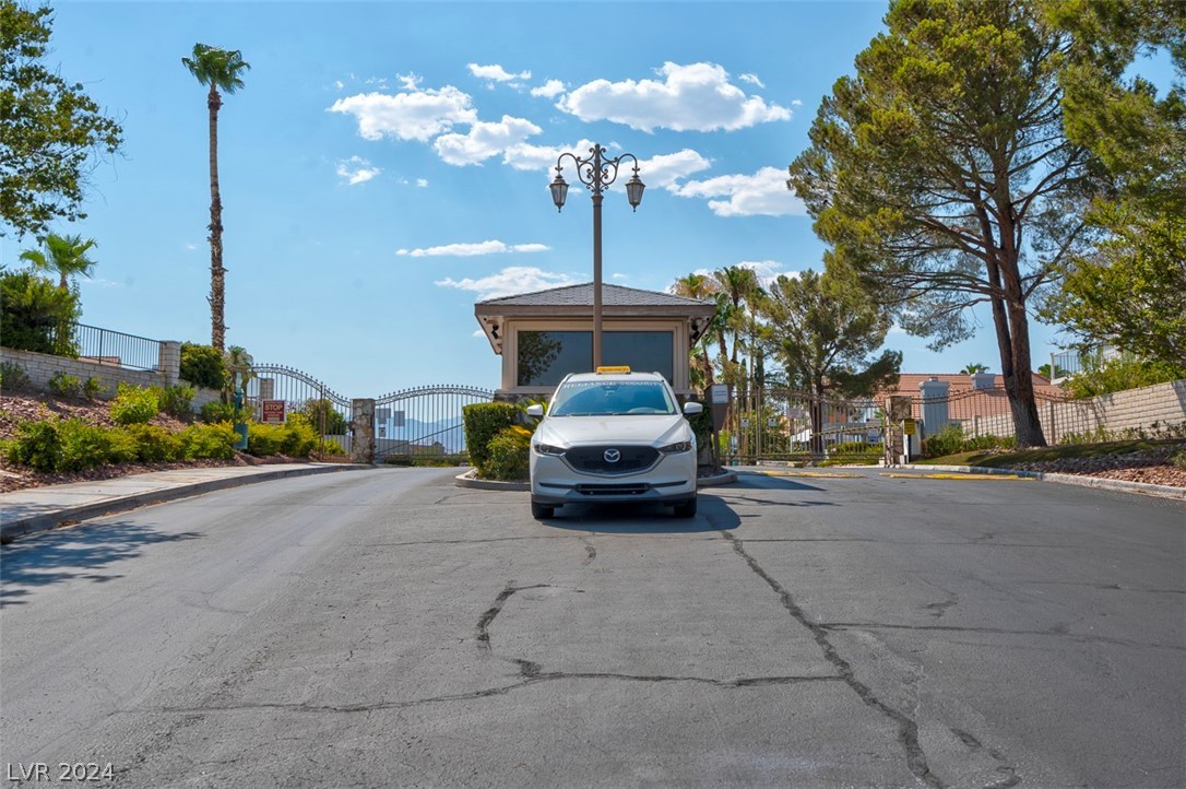 3012 Yankee Clipper Drive
