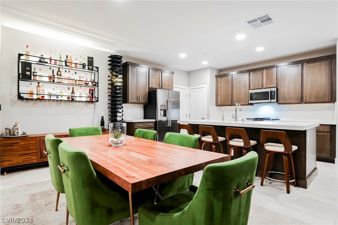 795 Carlon Hills Avenue