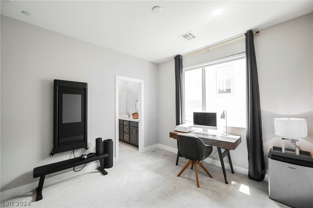 795 Carlon Hills Avenue