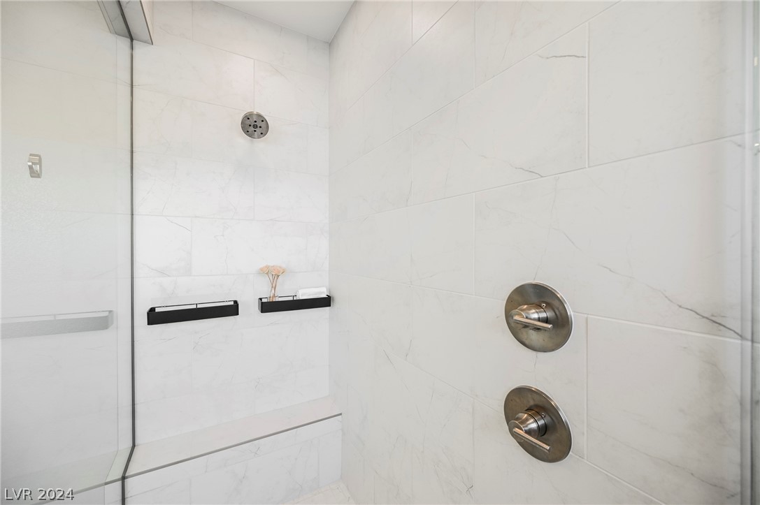 795 Carlon Hills Avenue