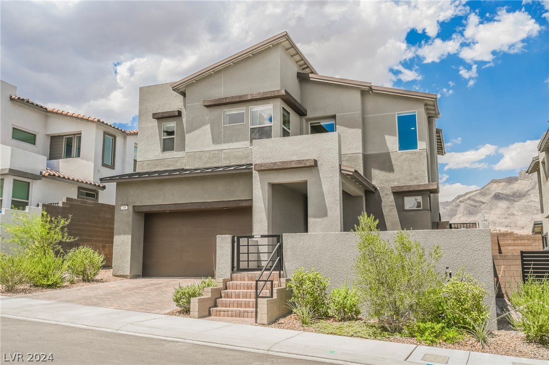 795 Carlon Hills Avenue