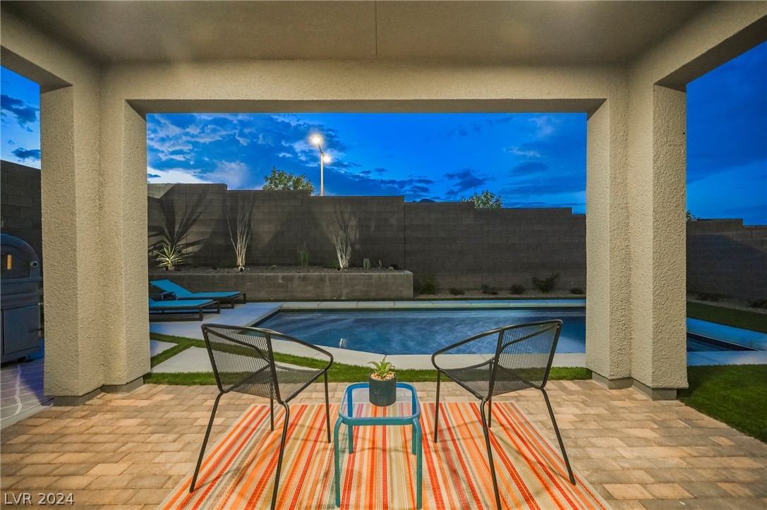 795 Carlon Hills Avenue