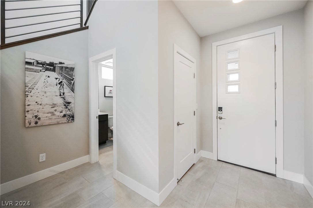 795 Carlon Hills Avenue