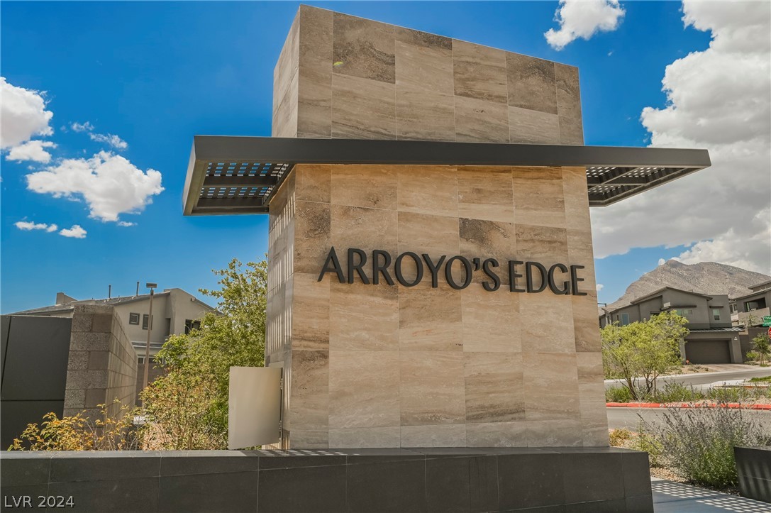 795 Carlon Hills Avenue