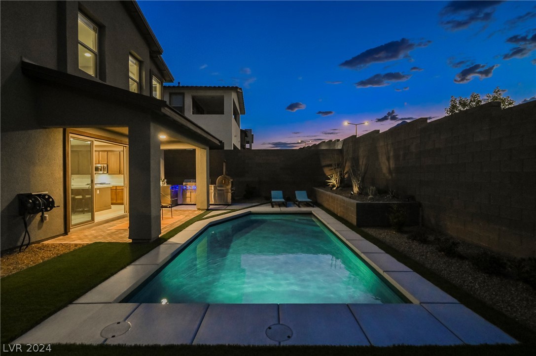 795 Carlon Hills Avenue