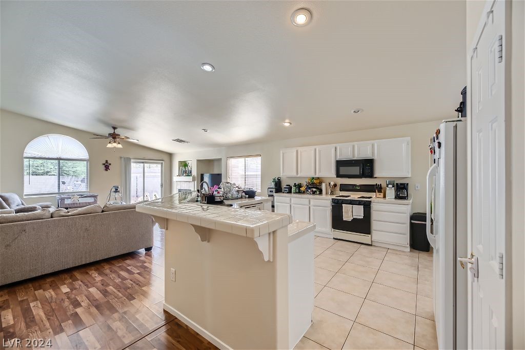 3168 Crystal Moon Road