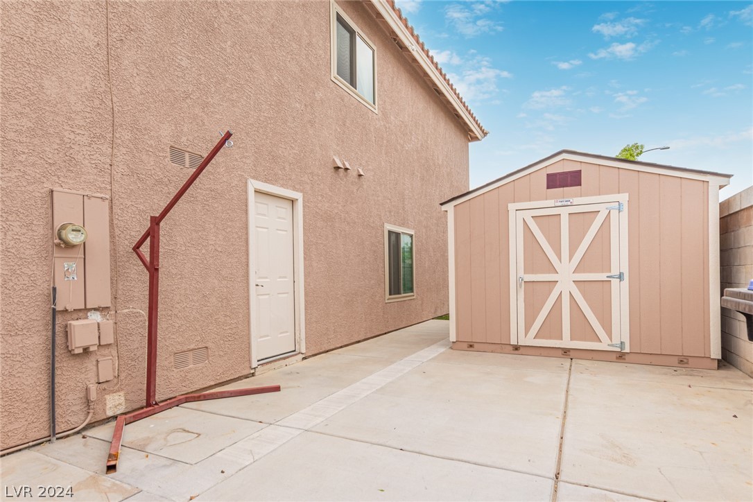 8337 Fawn Brook Court