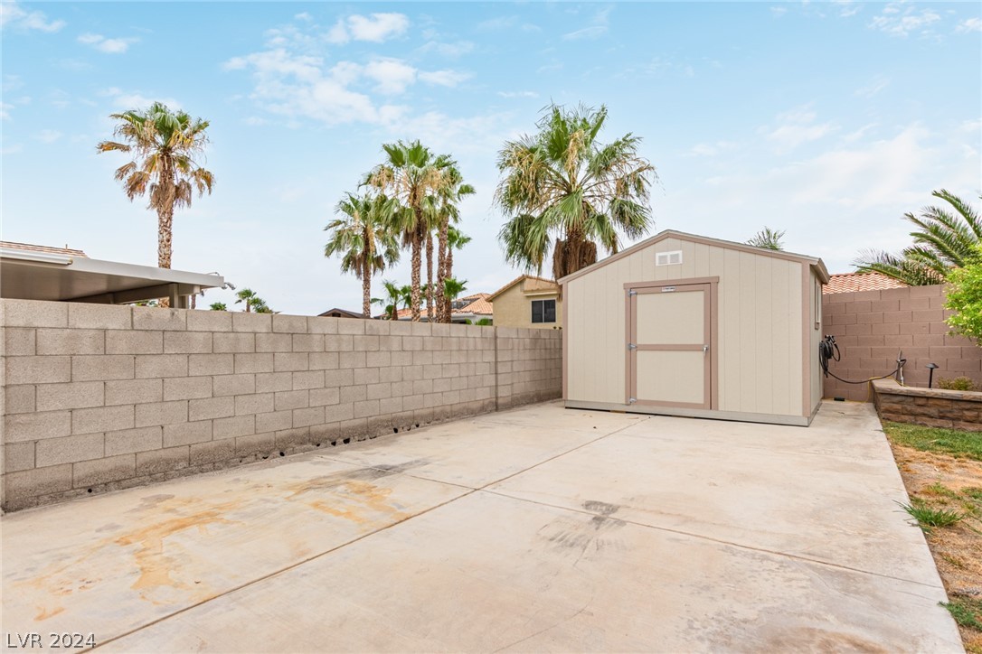 8337 Fawn Brook Court