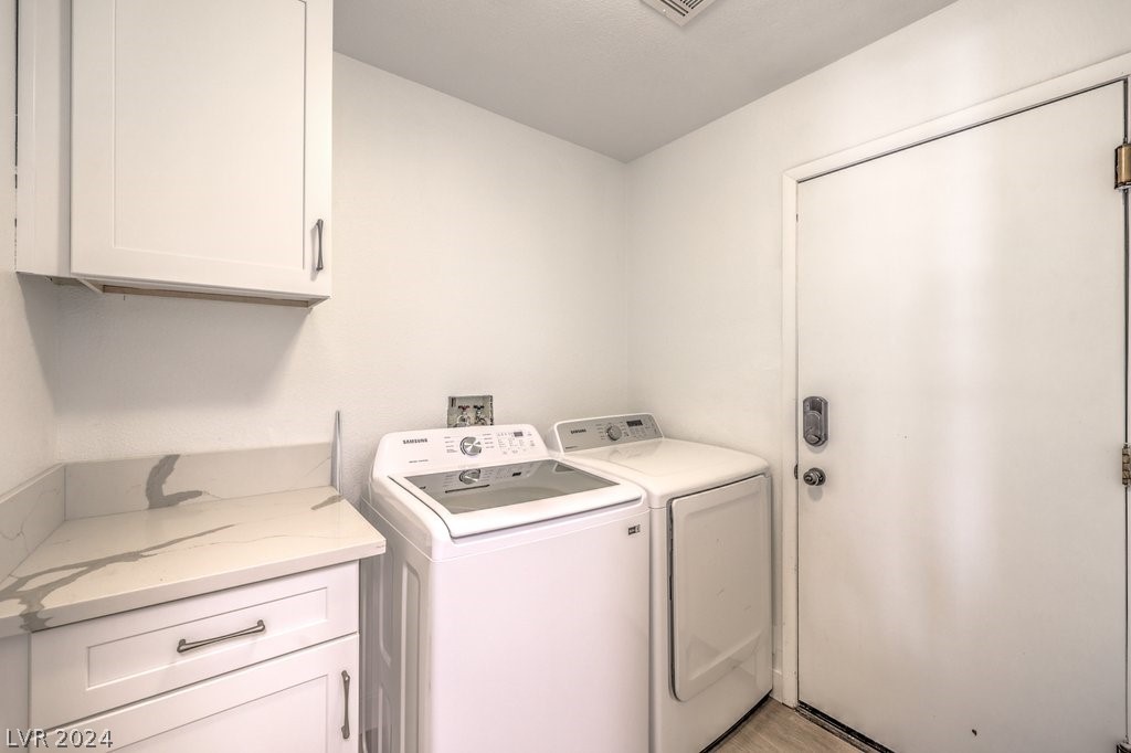 9101 Safeport Cove Court