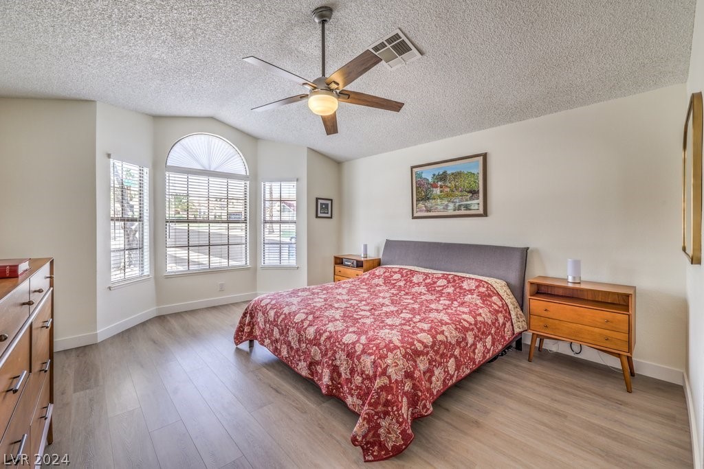 9101 Safeport Cove Court