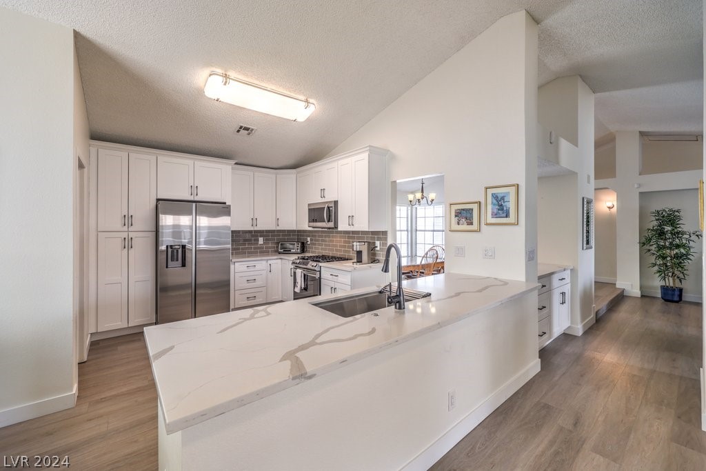 9101 Safeport Cove Court