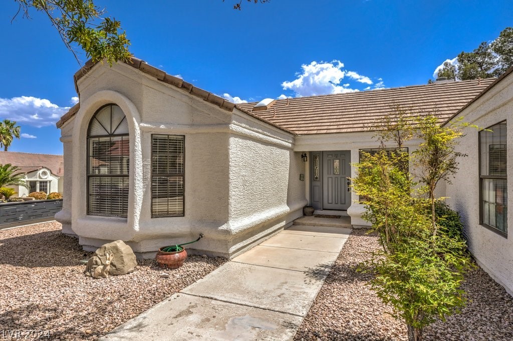 9101 Safeport Cove Court