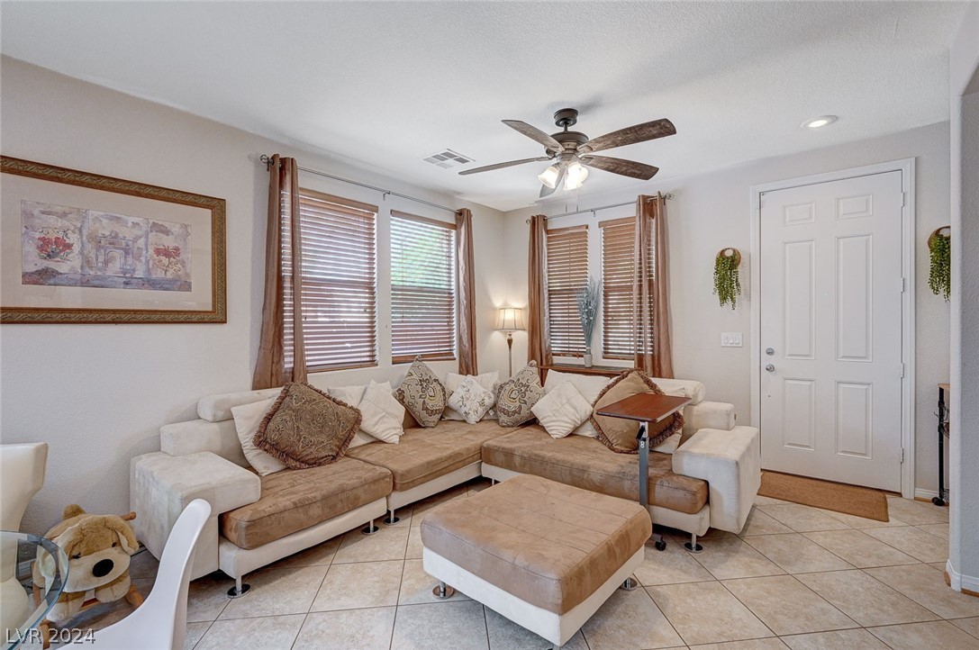 10807 Azure Ocean Avenue