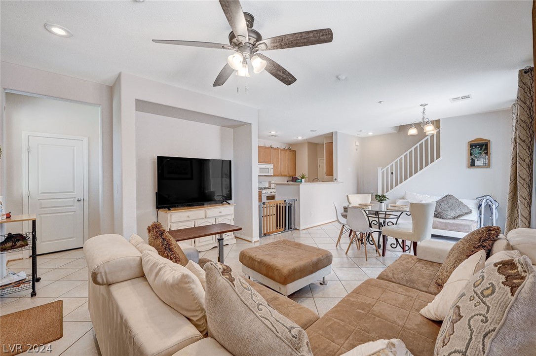 10807 Azure Ocean Avenue